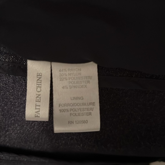 Amanda & Chelsea Blazer - Picture 4 of 4